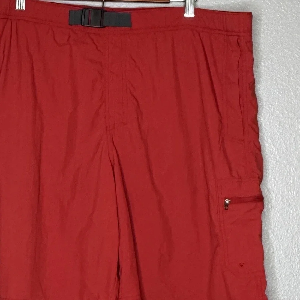 Columbia Swim Trunks Mens Red Omni Shade Cargo Shorts Fishing Hiking XL 42 Waist
